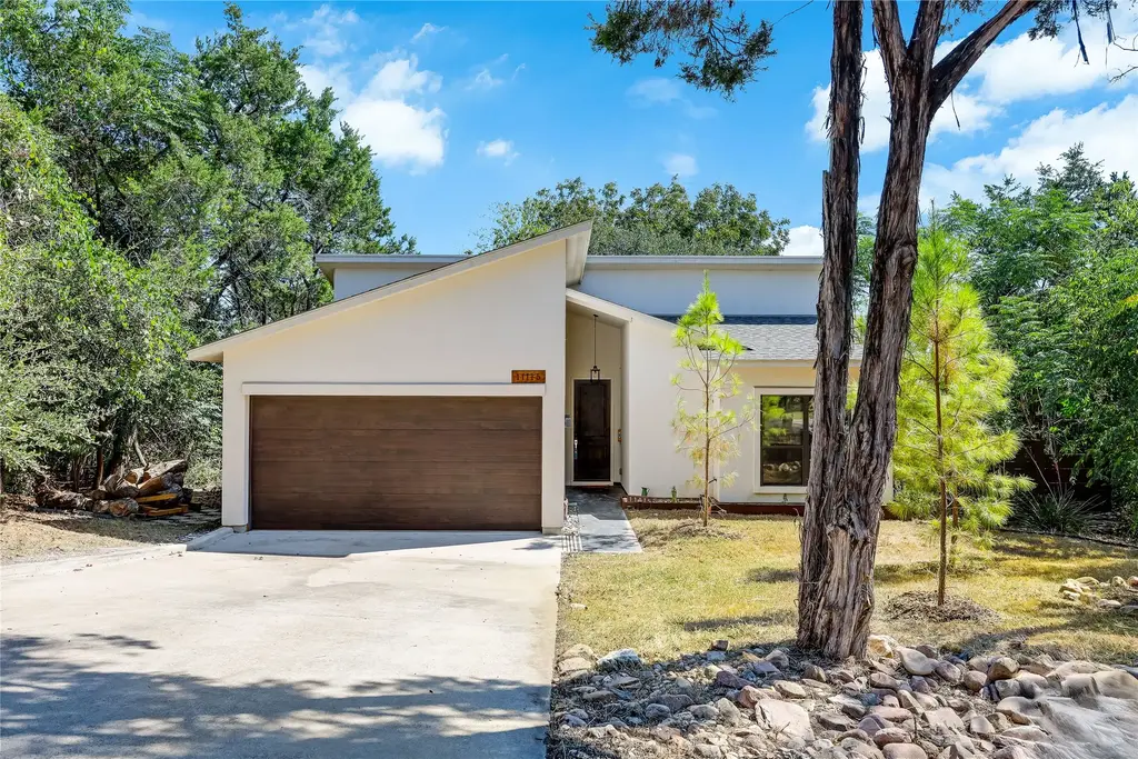 11115 Elm St, Jonestown