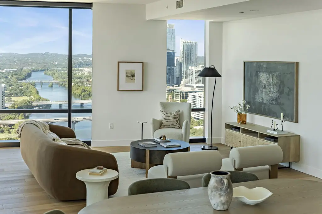 70 Rainey St 2701, Austin