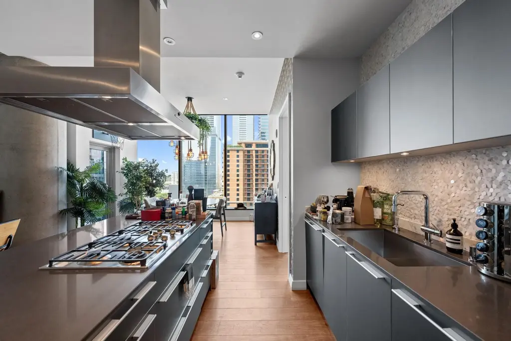 210 Lavaca St 1911, Austin