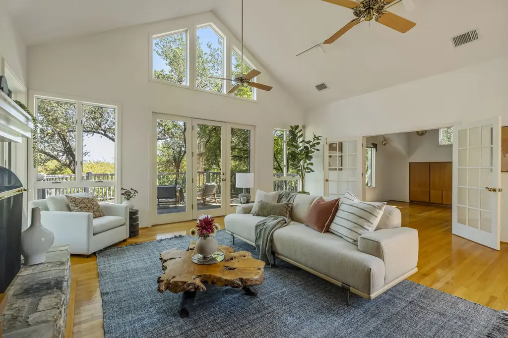 2629 Deerfoot Trl, Austin