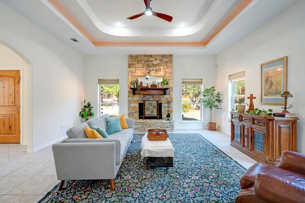 45 Longbow Ln Ln, Wimberley