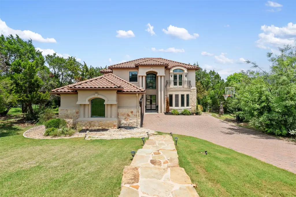 27 Autumn Oaks Dr, The Hills