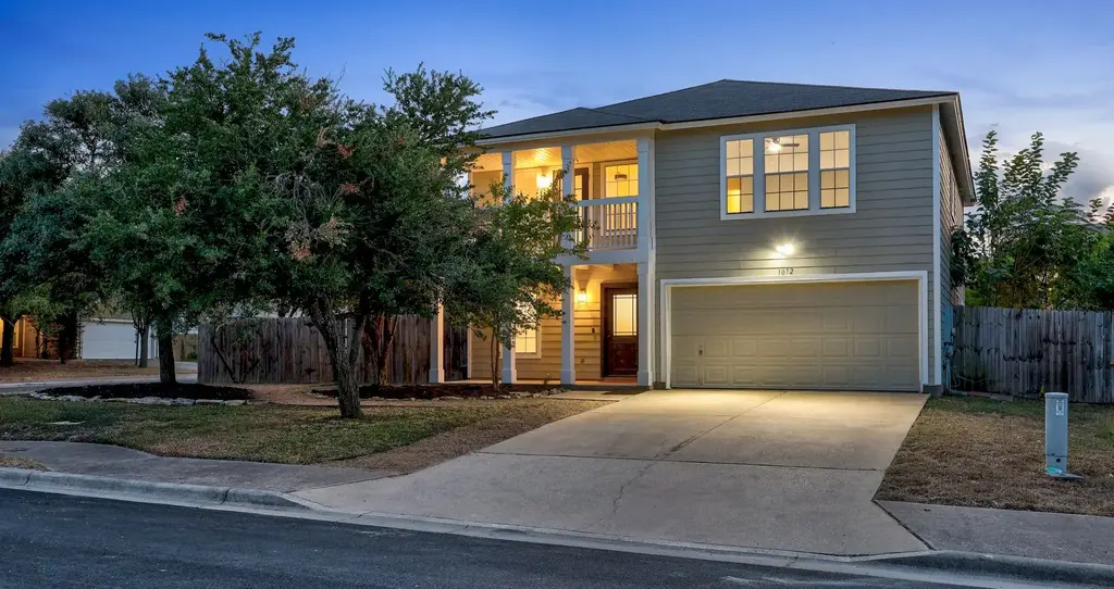 1072 London Ln, Georgetown