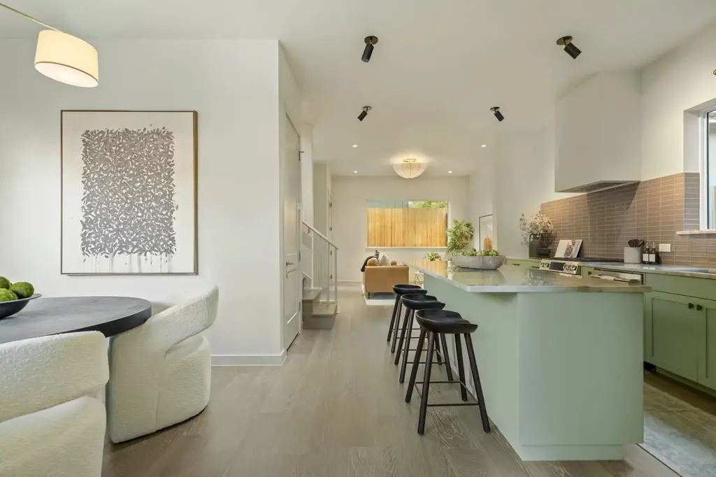 2405 E 22nd St, Austin