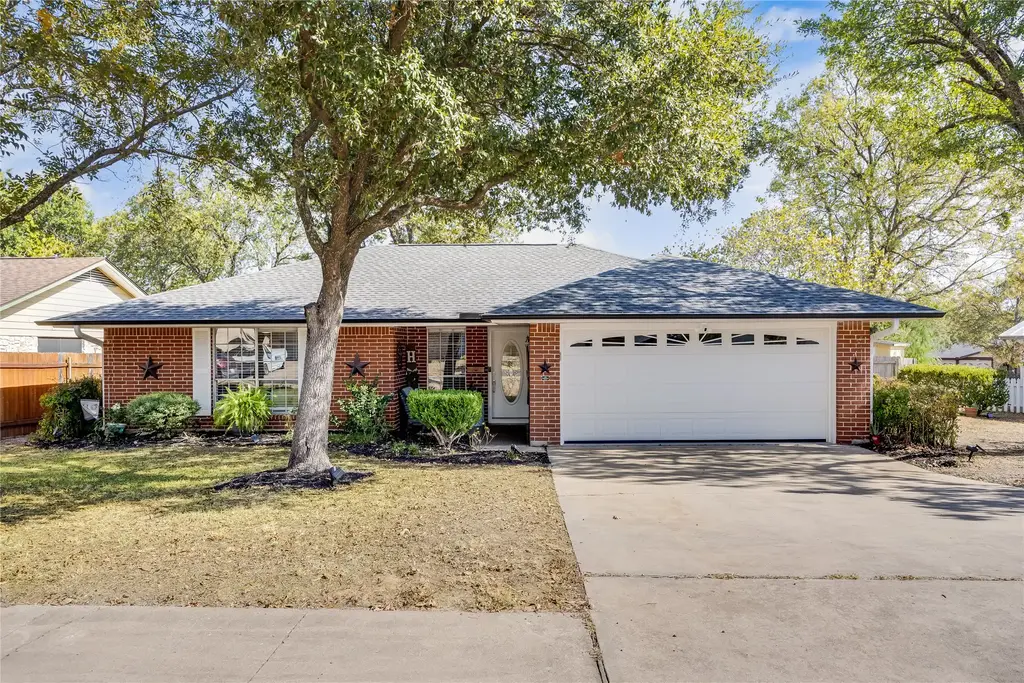 10103 Oak Hollow Cir, Austin