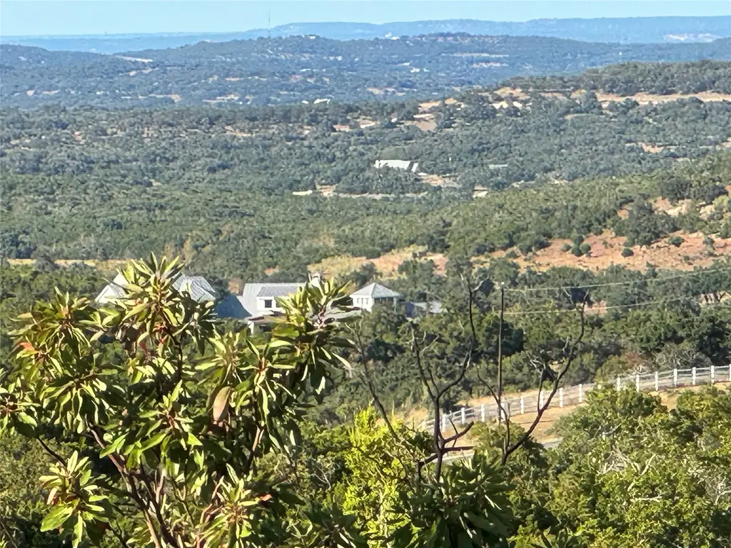 108 Oak Ridge, Dripping Springs
