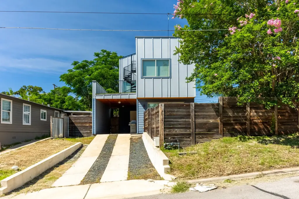2014 E 9th St A, Austin