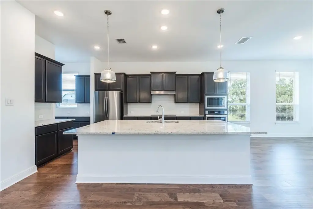 144 Rocky River Rd, Georgetown