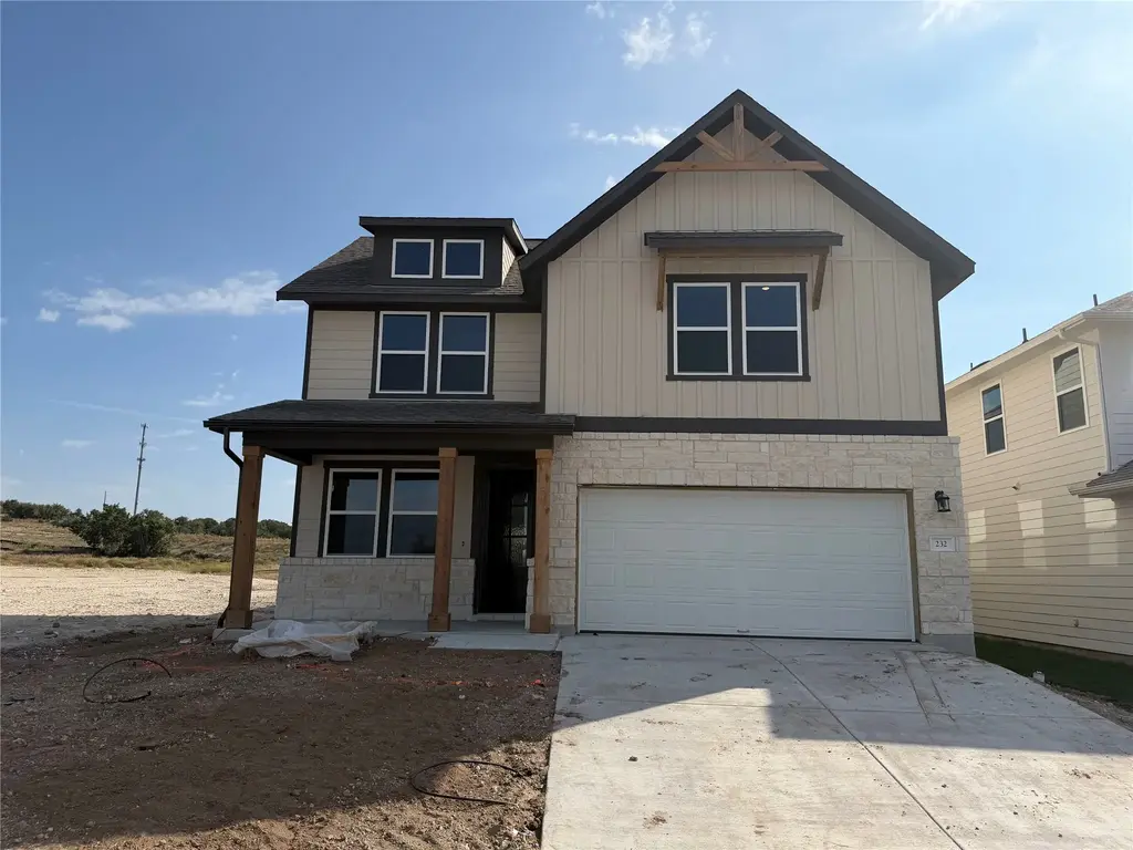 232 Crater Lake Dr, Dripping Springs