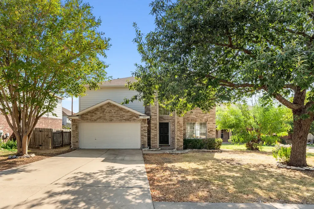 905 Rocking Spur Cv, Pflugerville