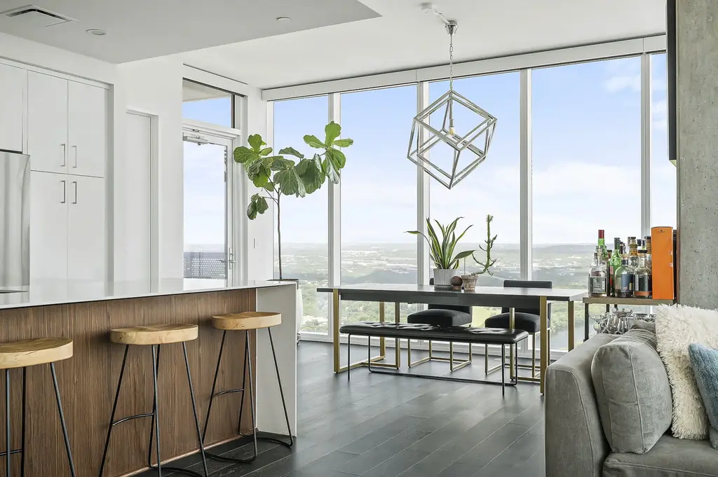 301 West Ave 4401, Austin