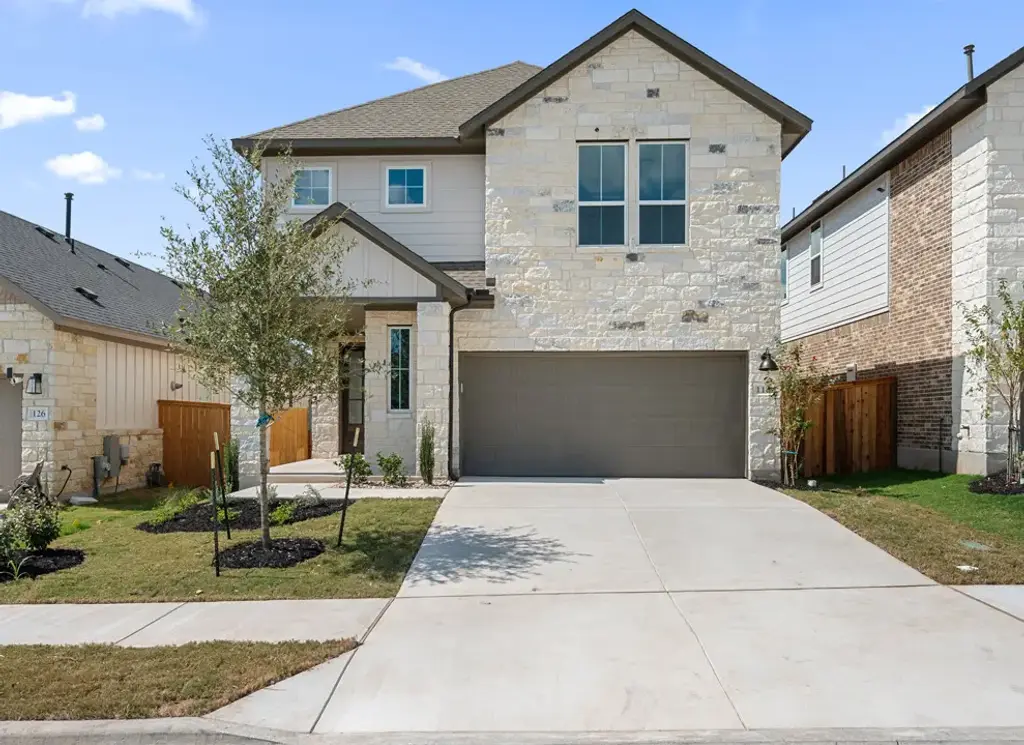 118 Granit Oak Drive, Dripping Springs
