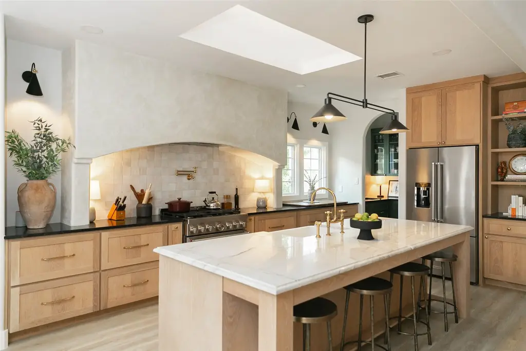 1209 Oak Meadow Dr, Dripping Springs