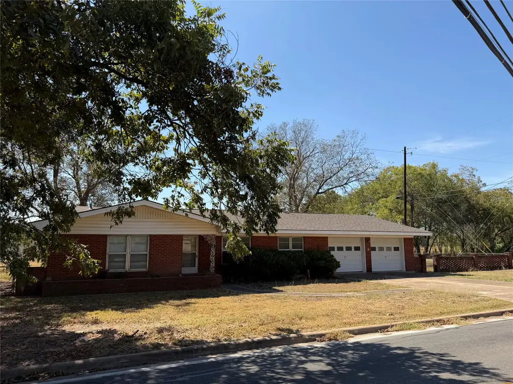 3401 Ferguson Ln, Austin