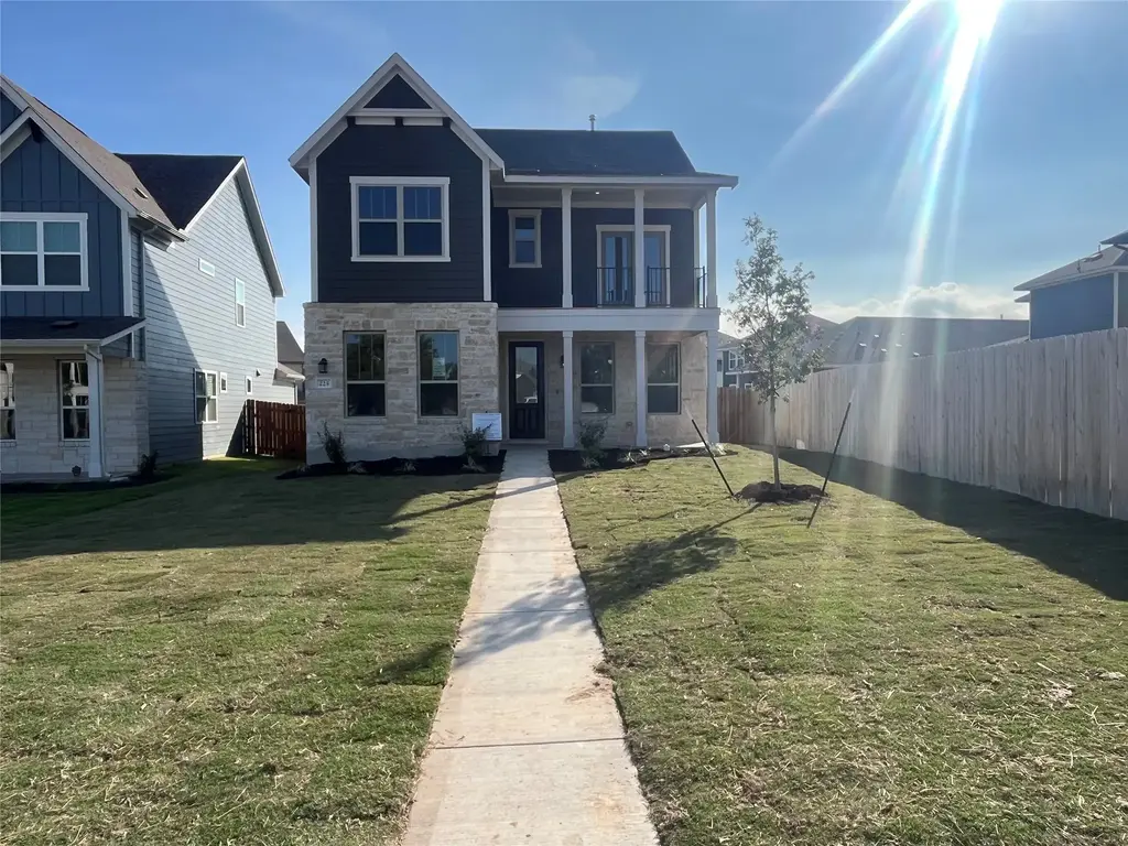225 Woodrow Ln, Liberty Hill