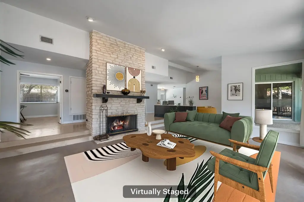 701 Dragon, Lakeway