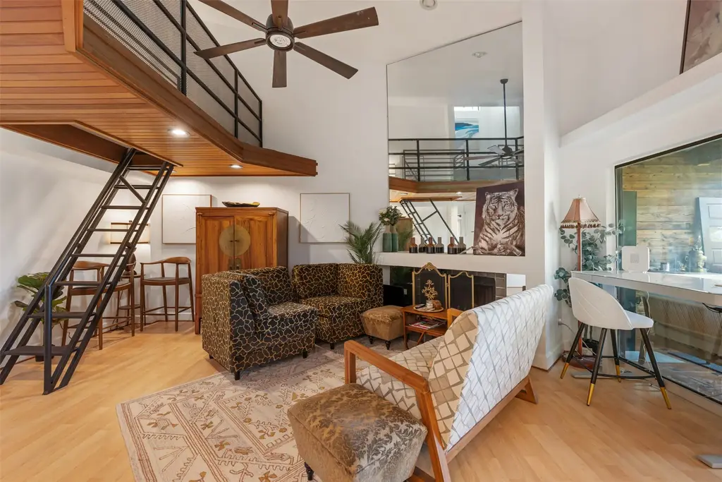 8200 Neely Dr 237, Austin
