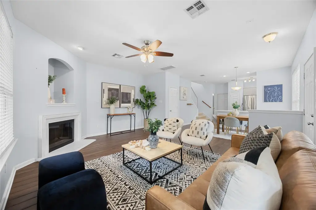 1900 Scofield Ridge Pkwy 6302, Austin