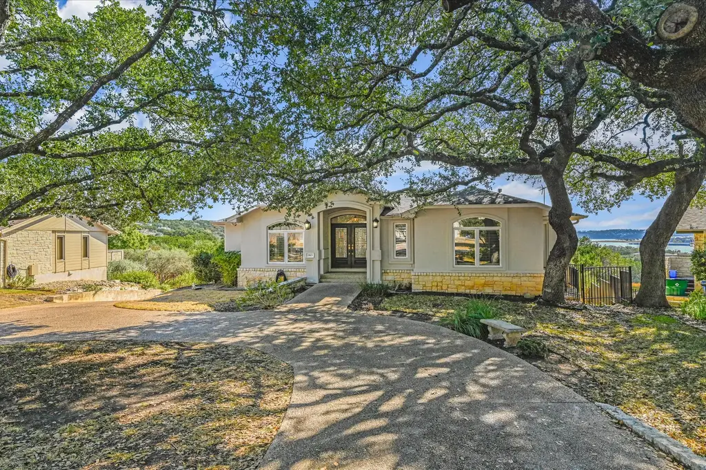 2813 Declaration Cir, Lago Vista
