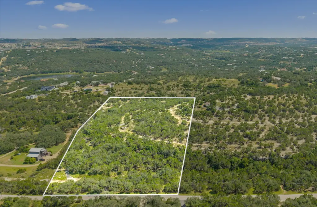 3301 R O Dr, Spicewood