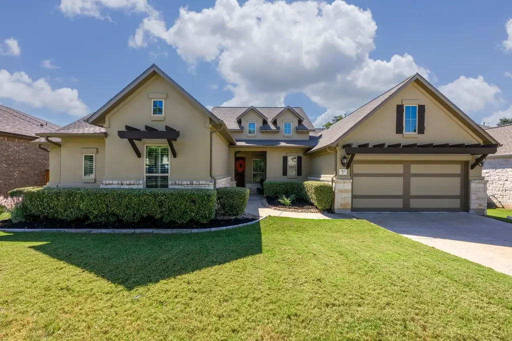 212 Lake Rim Cir, Georgetown