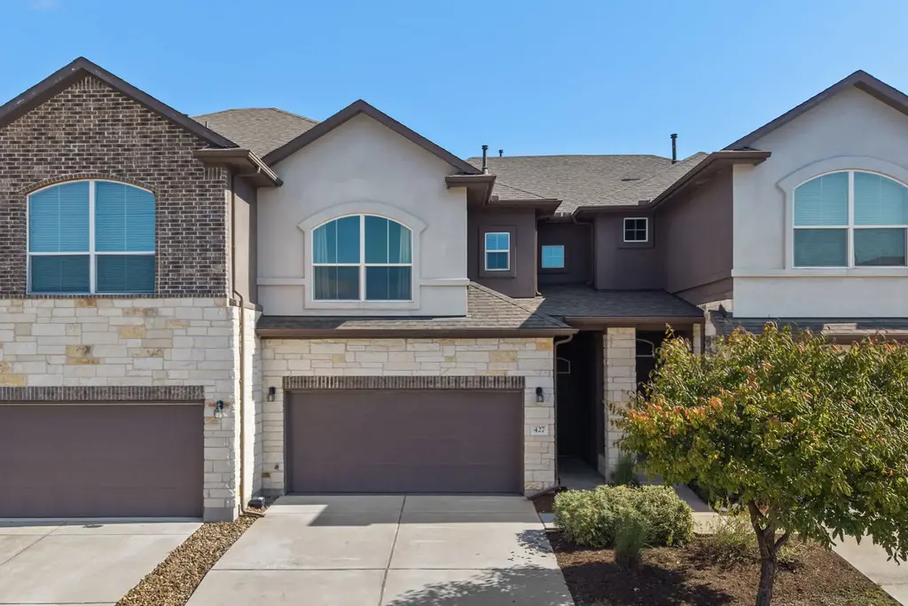 427 Epiphany Ln, Pflugerville