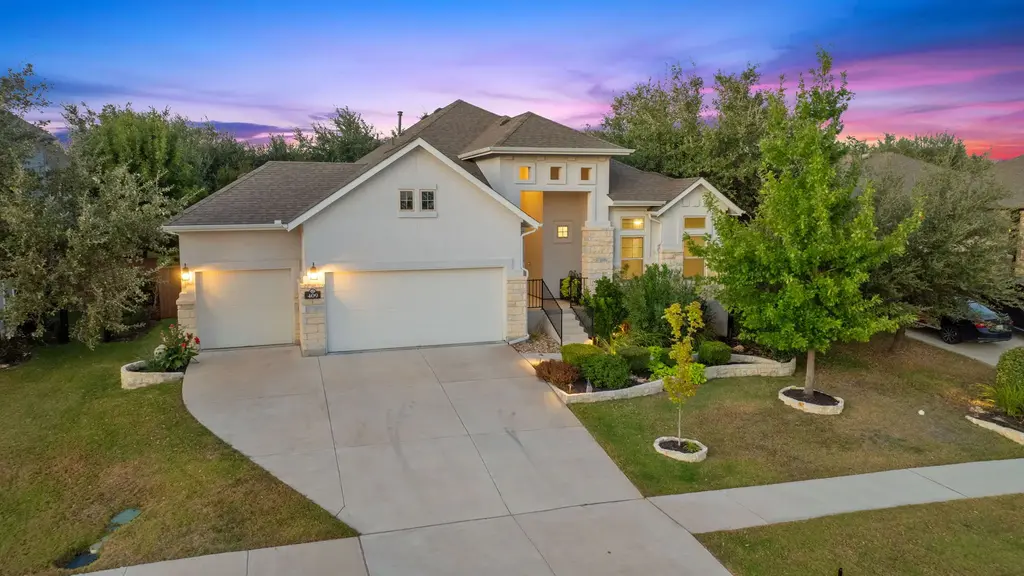 409 Fair Oaks Dr, Georgetown