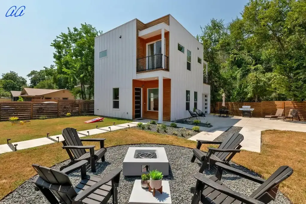 5401 Stuart Cir Dr 1, Austin