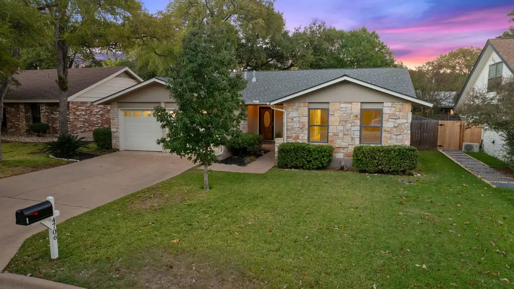 4706 Cap Rock Dr, Austin