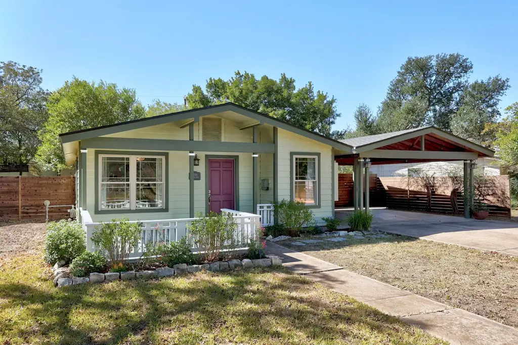 1701 Crown Dr, Austin