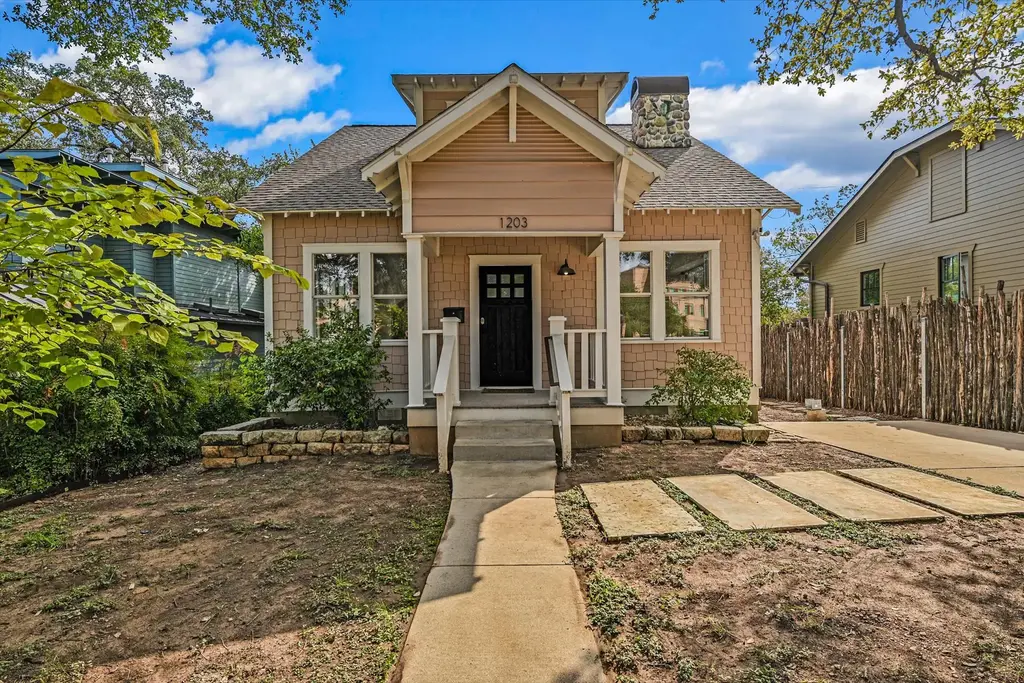 1203 Newton St, Austin