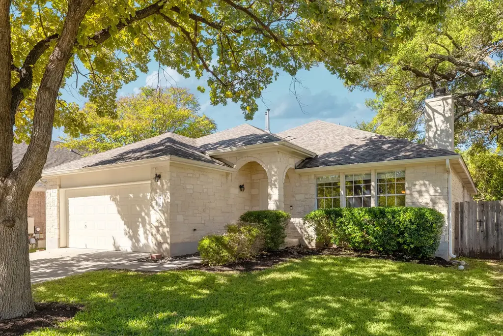 6121 Jumano Ln, Austin