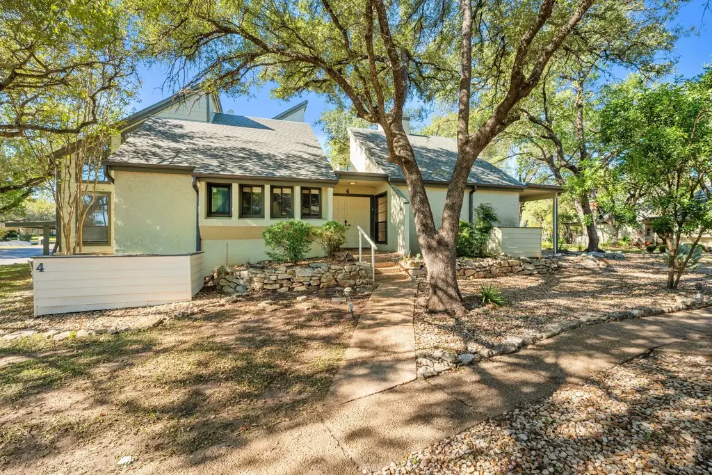 4 Casa Verde, Lakeway