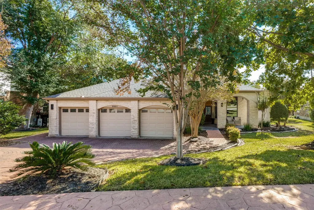 2801 Barton Point Dr, Austin