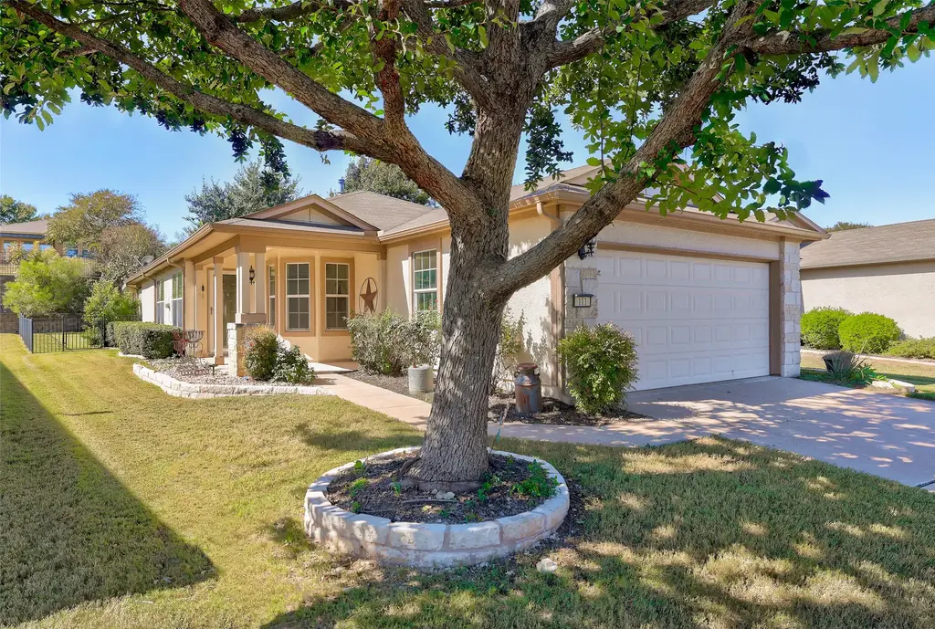 111 Sandy Creek Trl, Georgetown