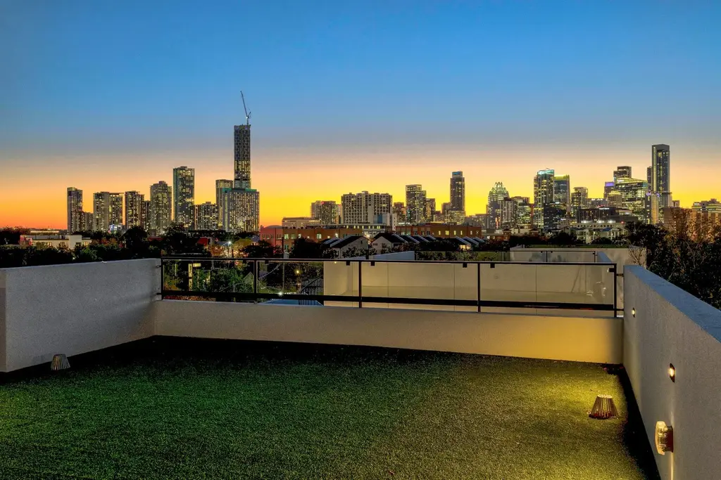 1175 Navasota St 3, Austin