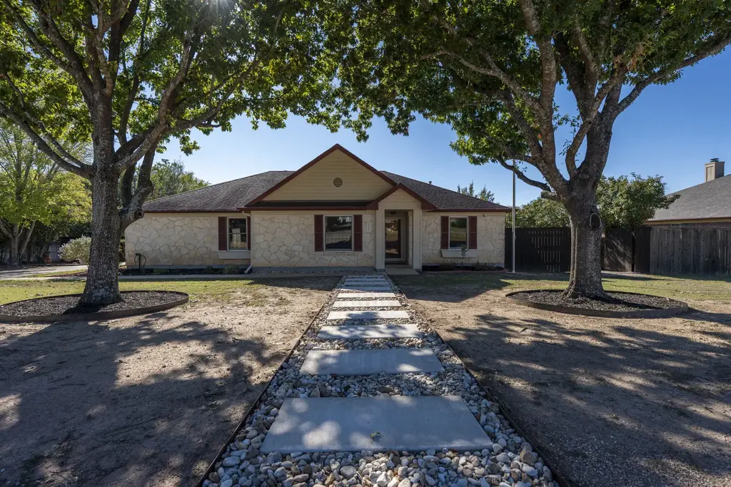 217 Millington Ln, Buda