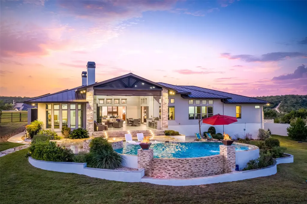 2330 Occidente, New Braunfels