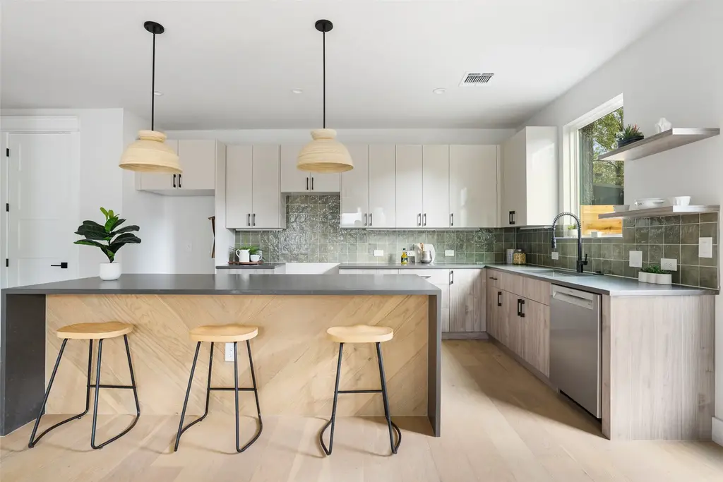 2001 Rountree Dr 2, Austin