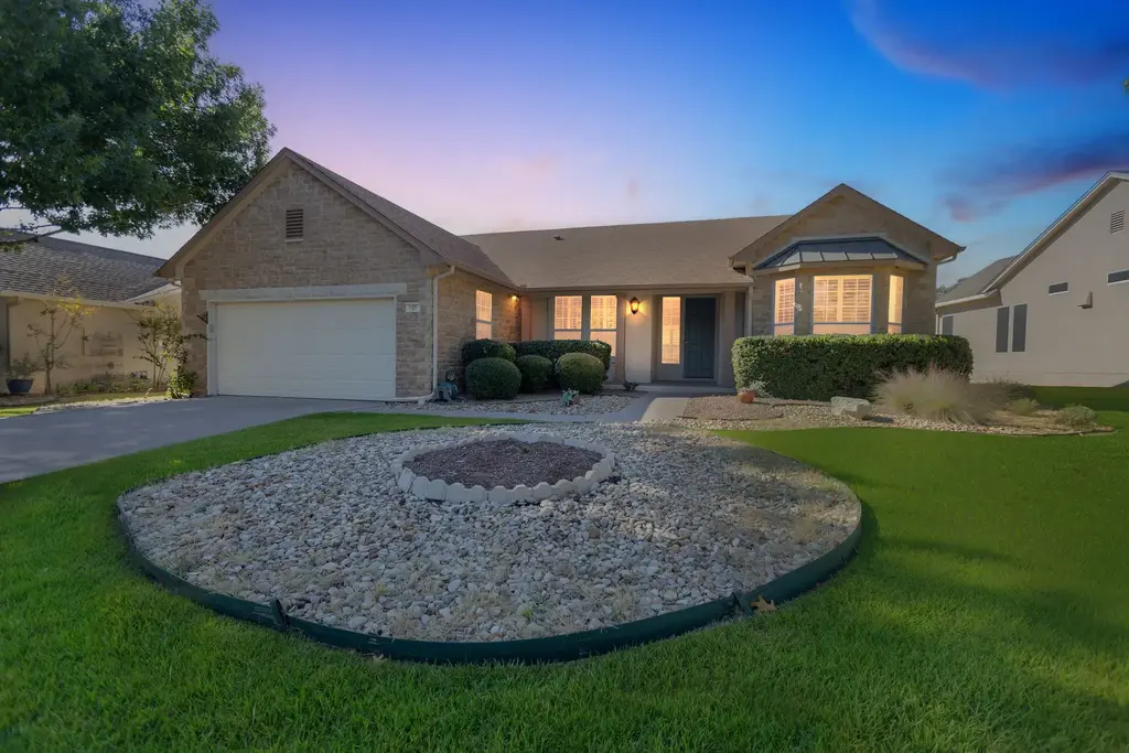 130 Crepe Myrtle Ln, Georgetown