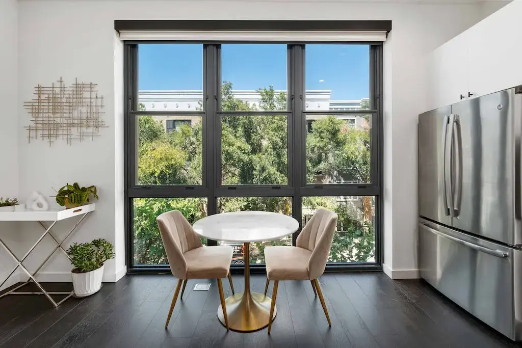 800 Embassy Dr 210, Austin