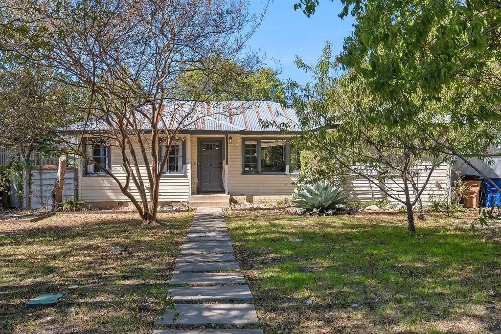 4608 Banister Ln, Austin