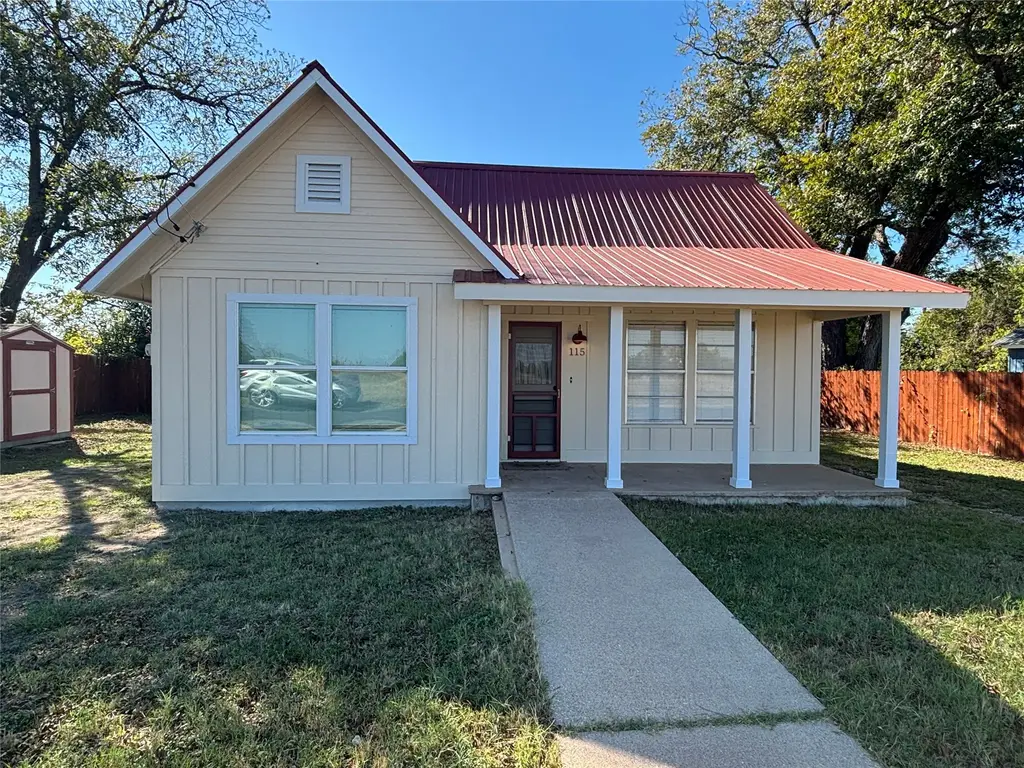 115 N Gabriel St, Leander