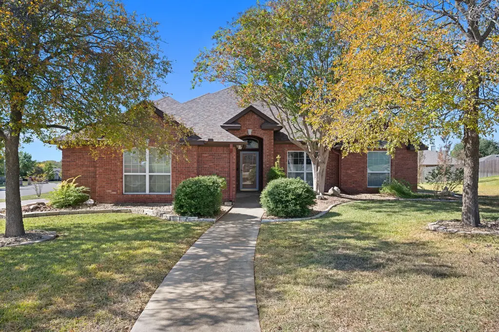 5012 Misty Gail, Temple