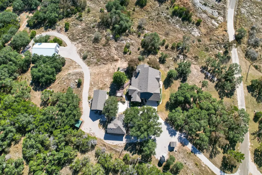 201 Thomas Ridge Rd, Burnet