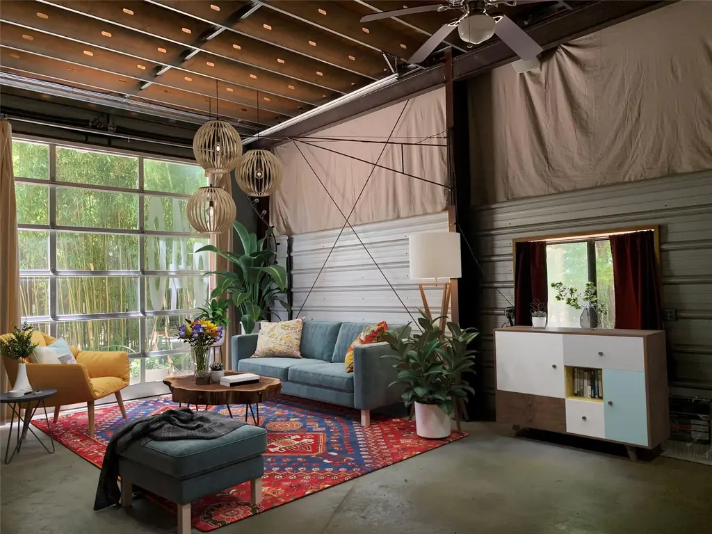 640 Tillery St, Austin