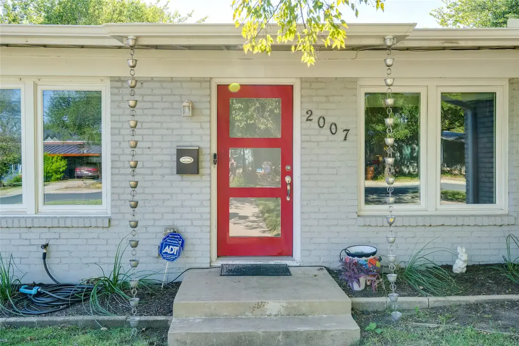 2007 Karen Ave, Austin