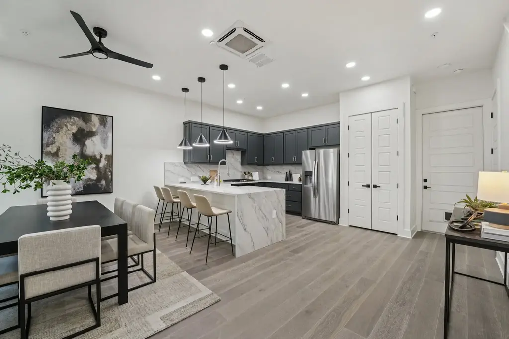 2811 Zach Scott St, Austin