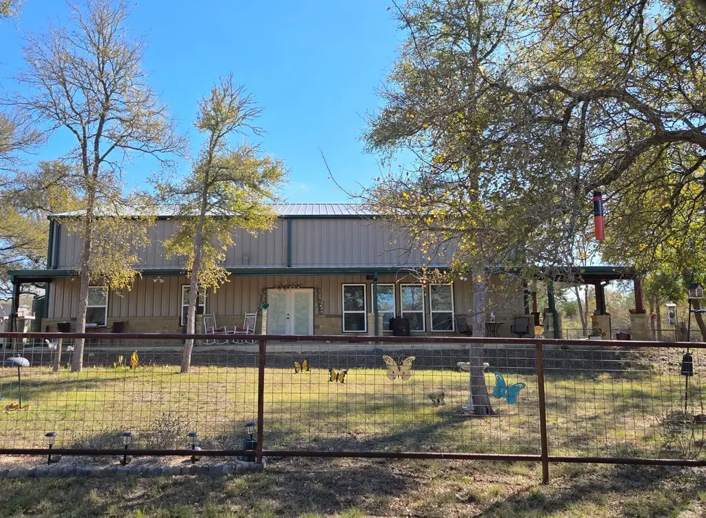 427 Paffen Rd, Paige