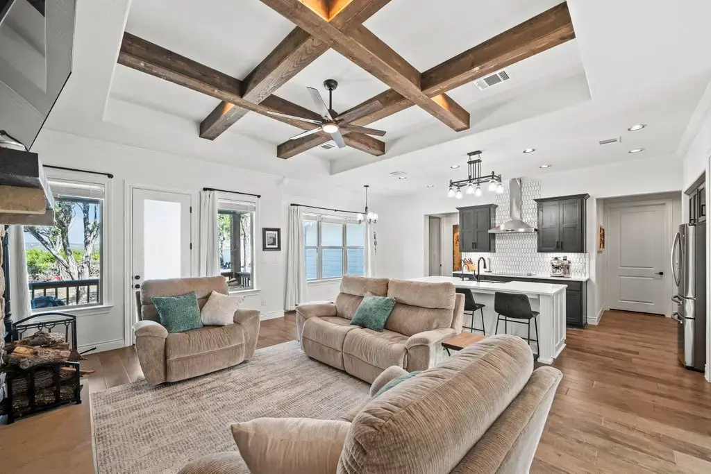 267 Eagle Rock Rd, Spring Branch